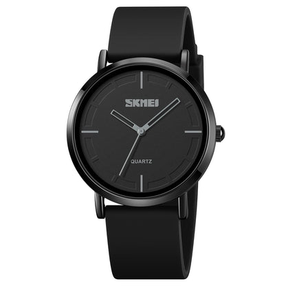 Minimalist Analog Quartz Wristwatch with Soft Silicone Strap and Contrast Dial
