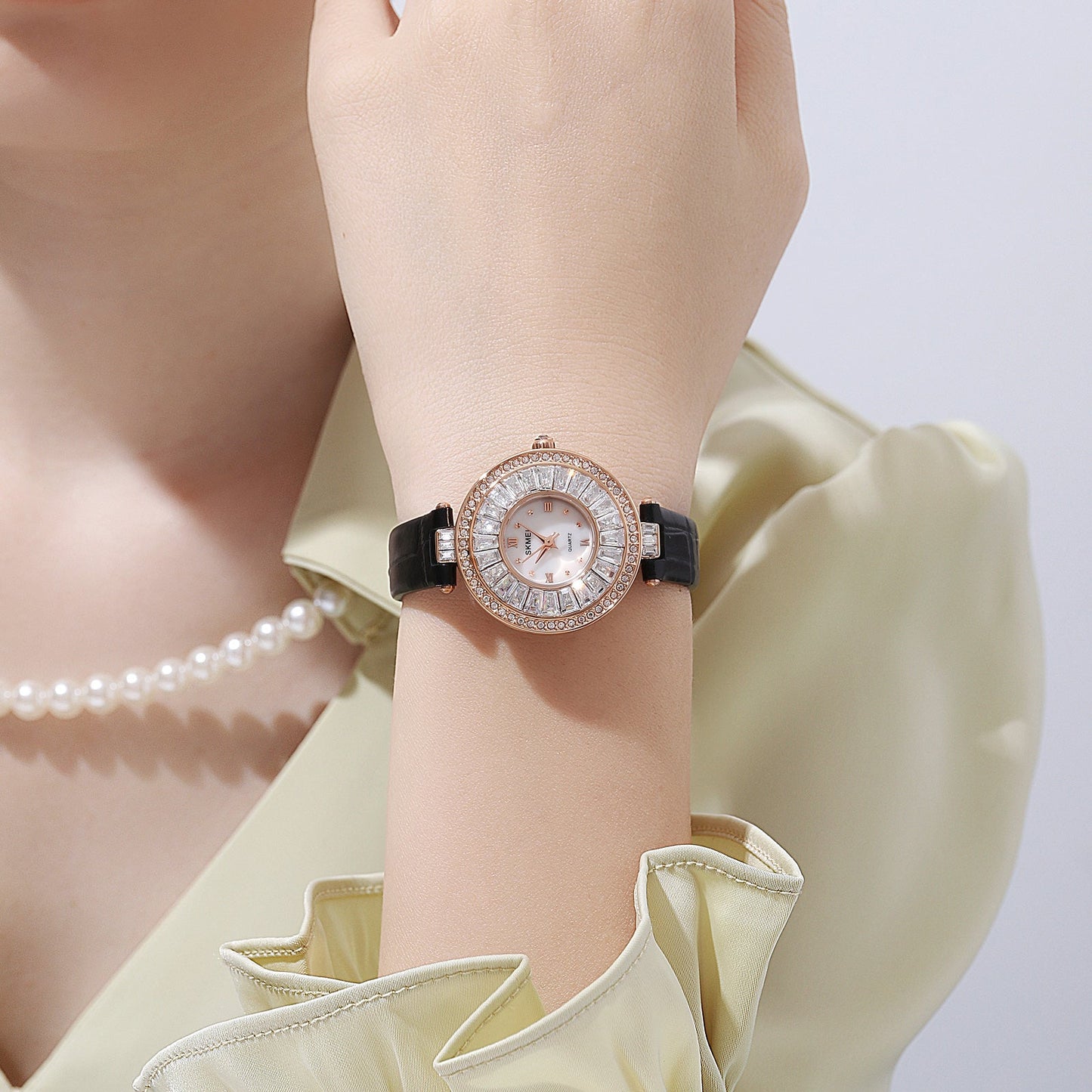 SKMEI Womens Luxury Watch - 2009