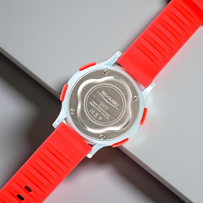Sporty Digital Wrist Watch for Everyday Wear for kids