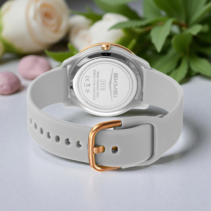 Elegant Analog Wrist Watch with Date Display for women