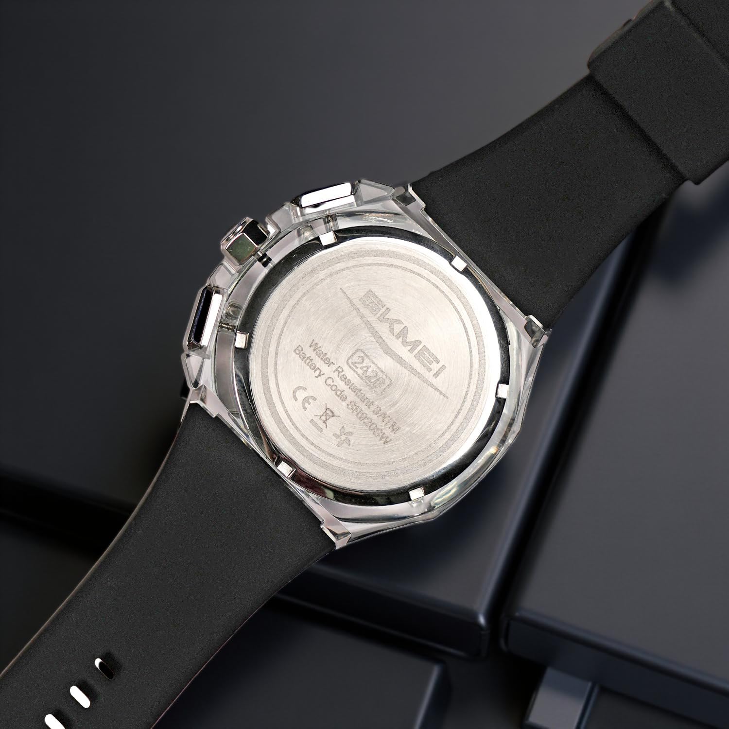Analog Watch for Men with Black Silicone Strap and Round Dial for Casual & Formal Wear