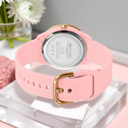 Elegant Analog Wrist Watch with Date Display for women