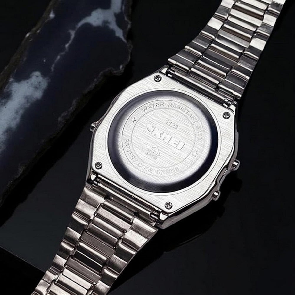Vintage Digital Wrist Watch with Metal Strap For Women