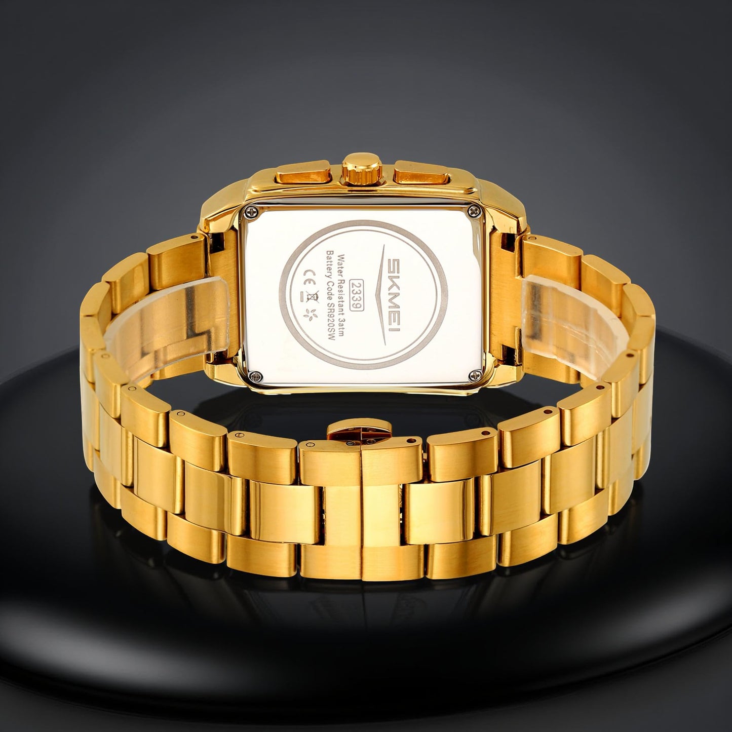 Classic Rectangular Analog Wrist Watch with Date Display and Metal Strap for men