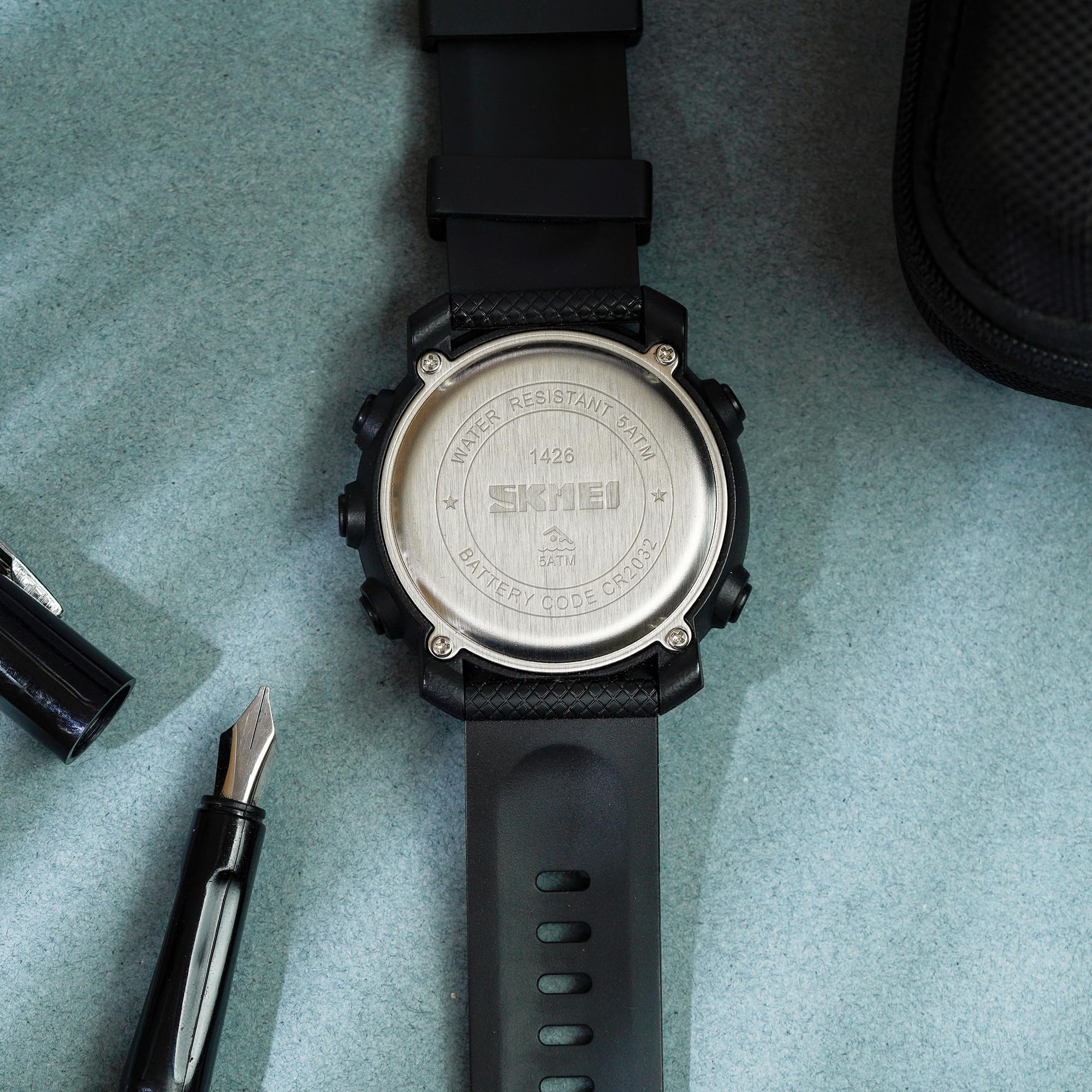 Digital Watch for Kids with Black Silicone Strap and Round Dial for Casual & Formal Wear