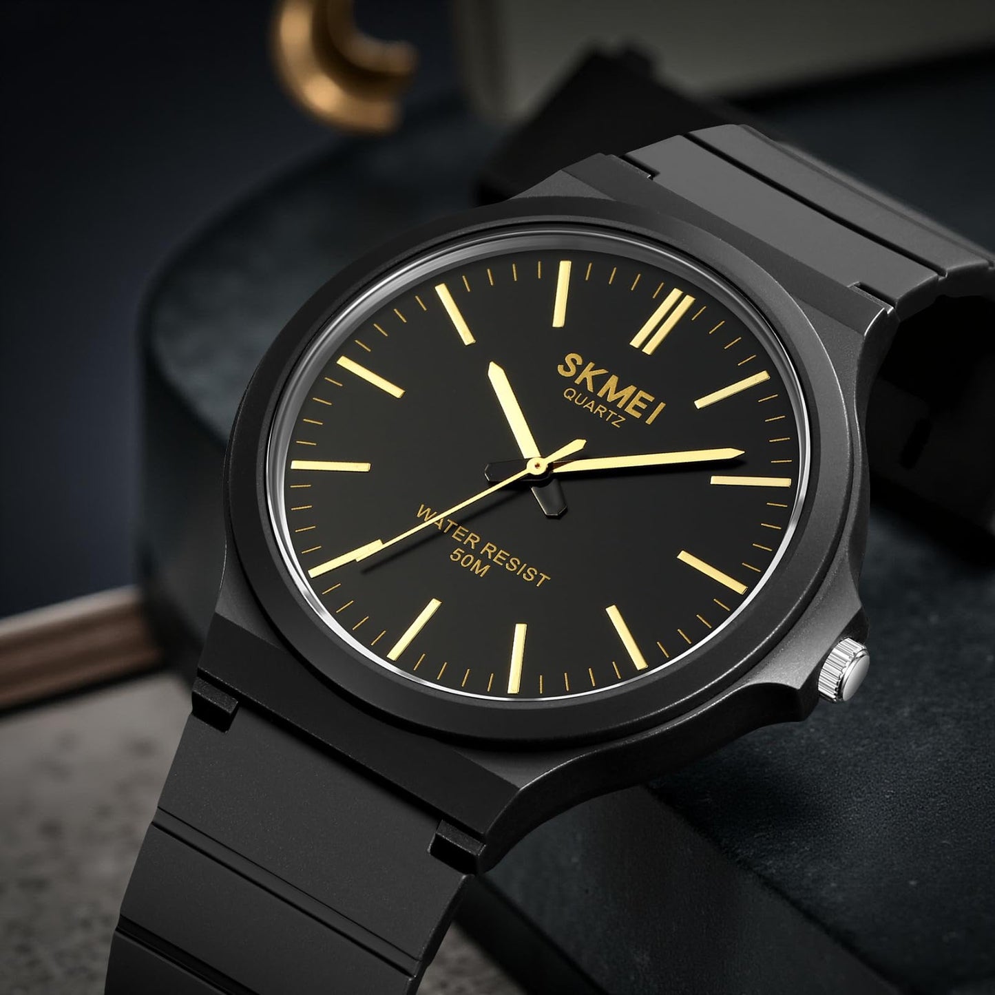 Classic Analog Wrist Watch for men