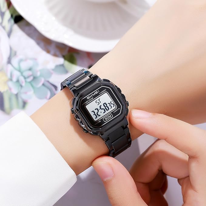 Digital Display Metal Strap Wrist Watch for women