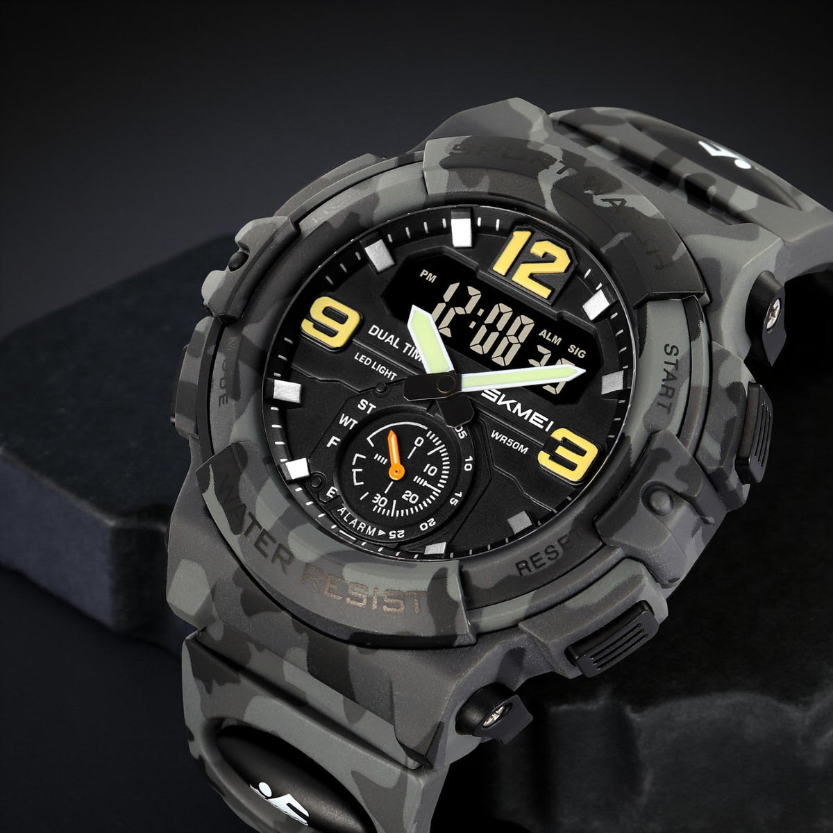 Wrist Watch for Men & Women with Classic Durable Strap and Round Dial for Casual & Formal Wear