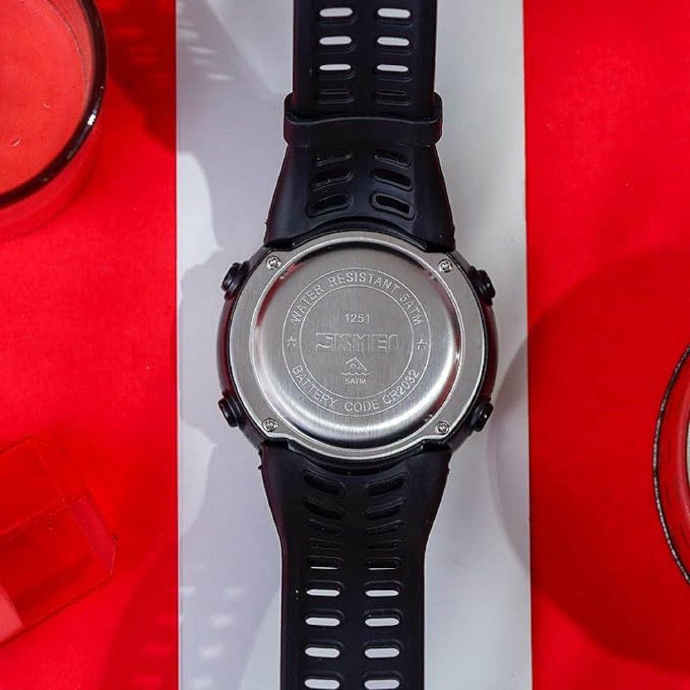 Stealth Outdoor Digital Sports Watch with Rugged Silicone Strap and Multifunction Display