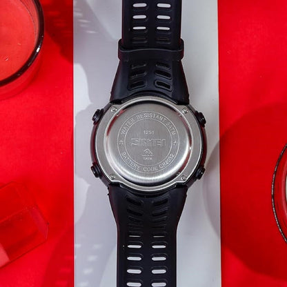 Stealth Outdoor Digital Sports Watch with Rugged Silicone Strap and Multifunction Display