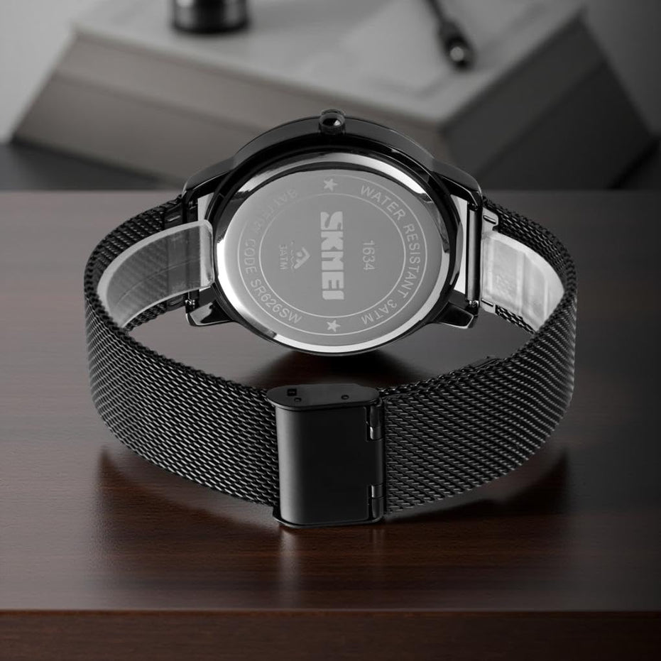 Rolling Watch for Men with Black Metal Strap and Round Dial for Casual & Formal Wear