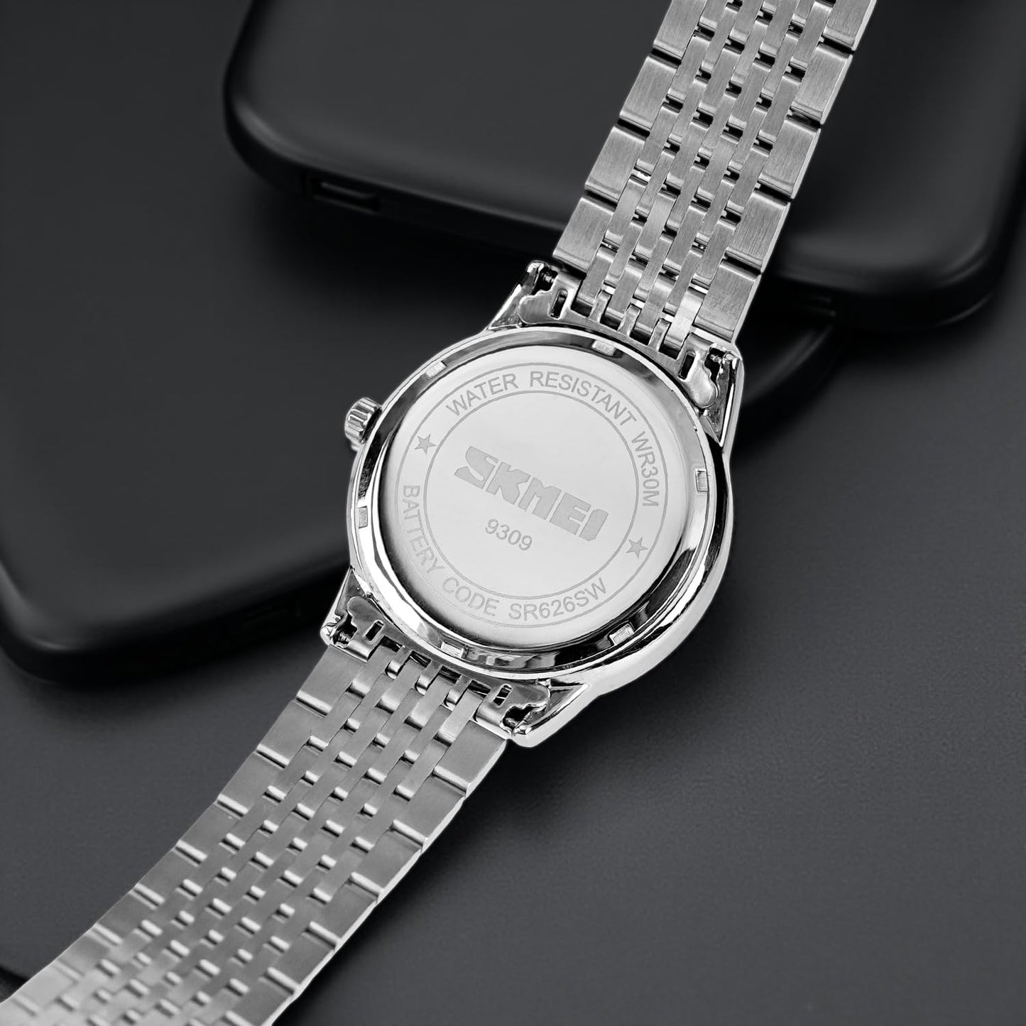 Classic Analog Wrist Watch for men
