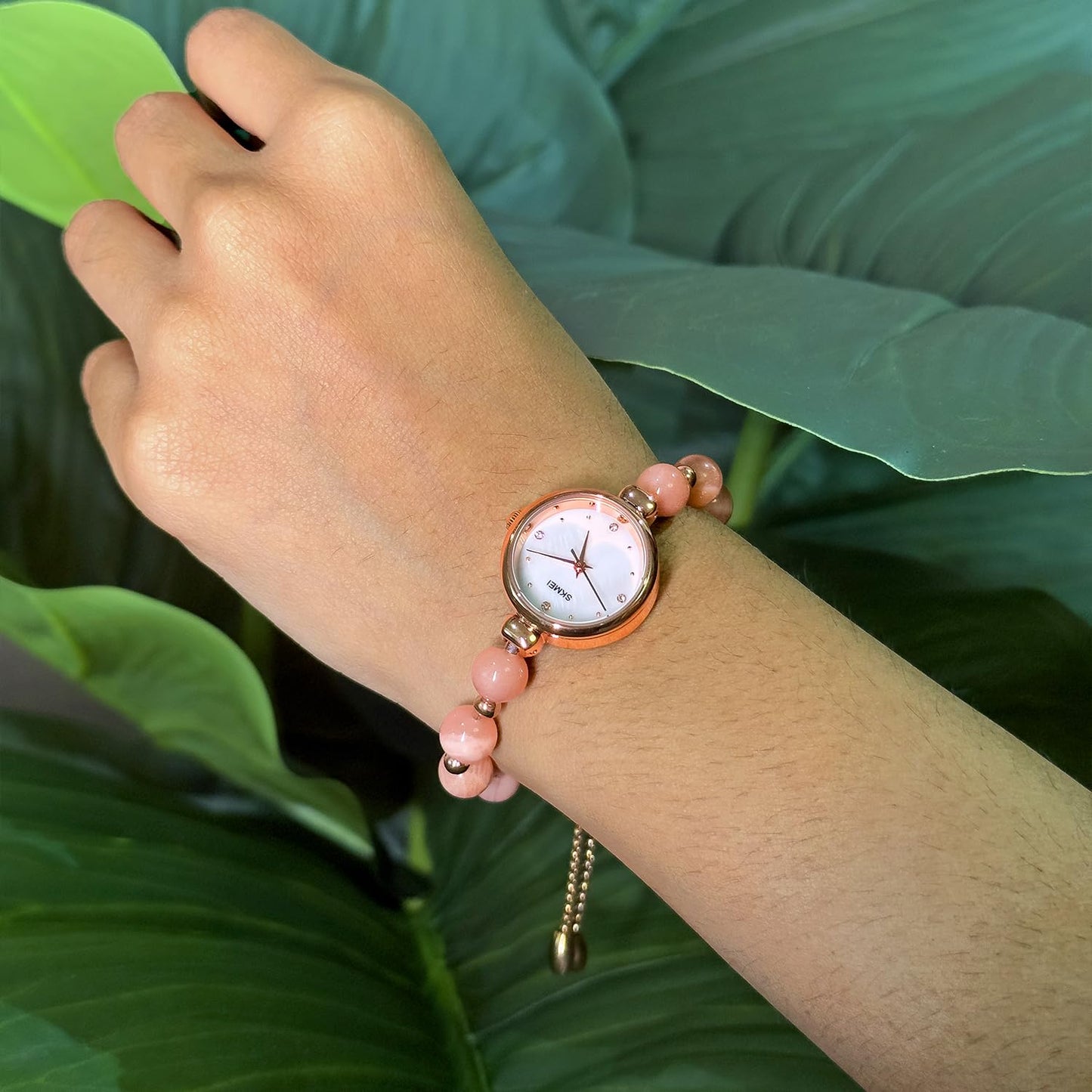 Elegant Pearl Chain Analog Watch for Women with Premium Rose Gold Finish and Adjustable Bracelet Design