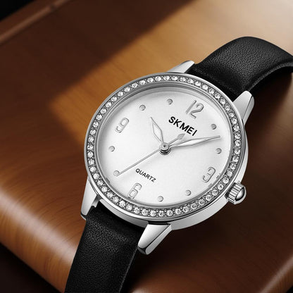 Elegant Women Wristwatch with Sparkling Rhinestone Bezel and Textured Strap