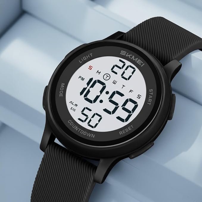 Sporty Digital Wrist Watch for Everyday Wear for kids