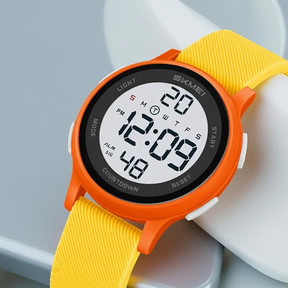 Sporty Digital Wrist Watch for Everyday Wear for kids