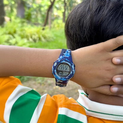 Digital Sports Wrist Watch with Alarm and Chronograph for kids
