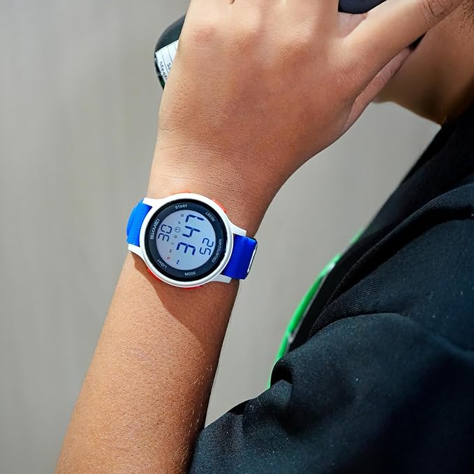 Sporty Digital Wrist Watch for Everyday Wear for kids
