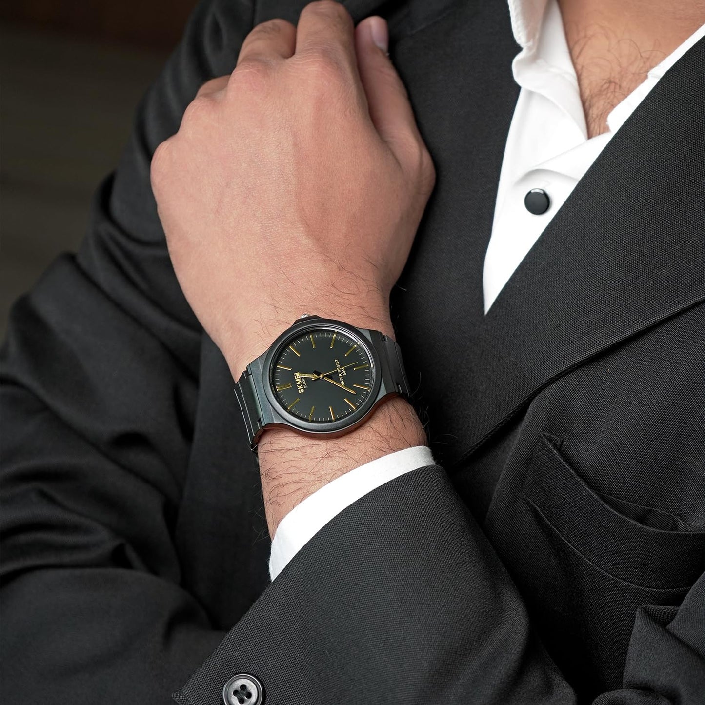 Classic Analog Wrist Watch for men
