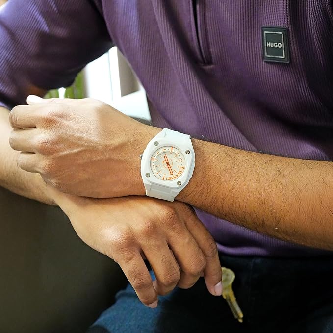 Minimalist Analog Wrist Watch with Textured Strap for men