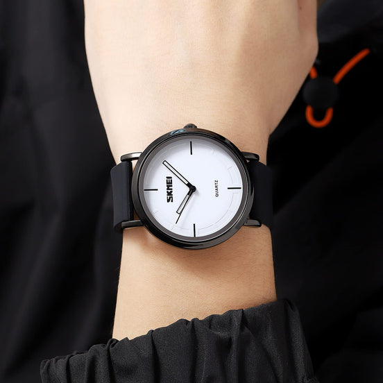 Analog Watch for Men with White Rubber Strap and Round Dial for Casual & Formal Wear