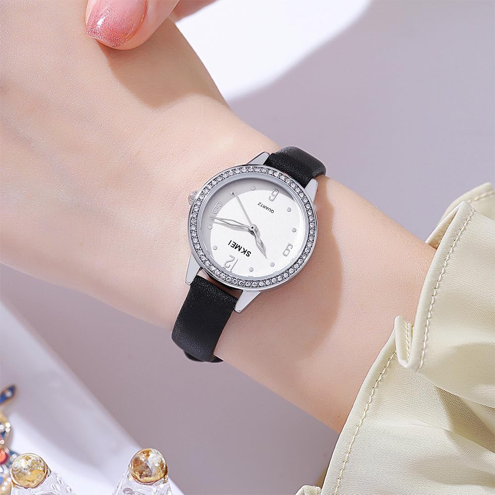 Elegant Women Wristwatch with Sparkling Rhinestone Bezel and Textured Strap
