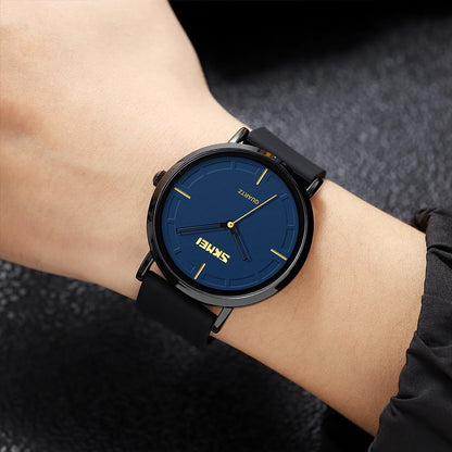 Minimalist Analog Quartz Wristwatch with Soft Silicone Strap and Contrast Dial