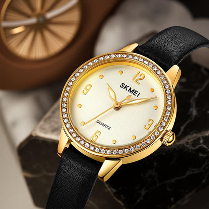 Elegant Women Wristwatch with Sparkling Rhinestone Bezel and Textured Strap
