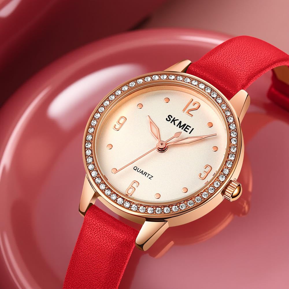 Elegant Women Wristwatch with Sparkling Rhinestone Bezel and Textured Strap