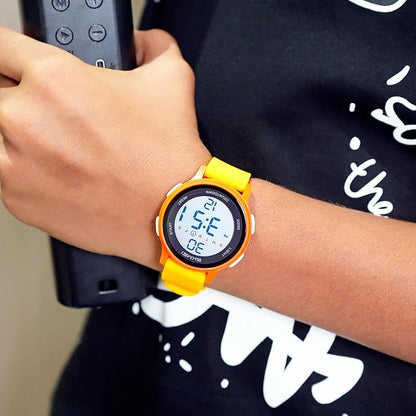 Sporty Digital Wrist Watch for Everyday Wear for kids