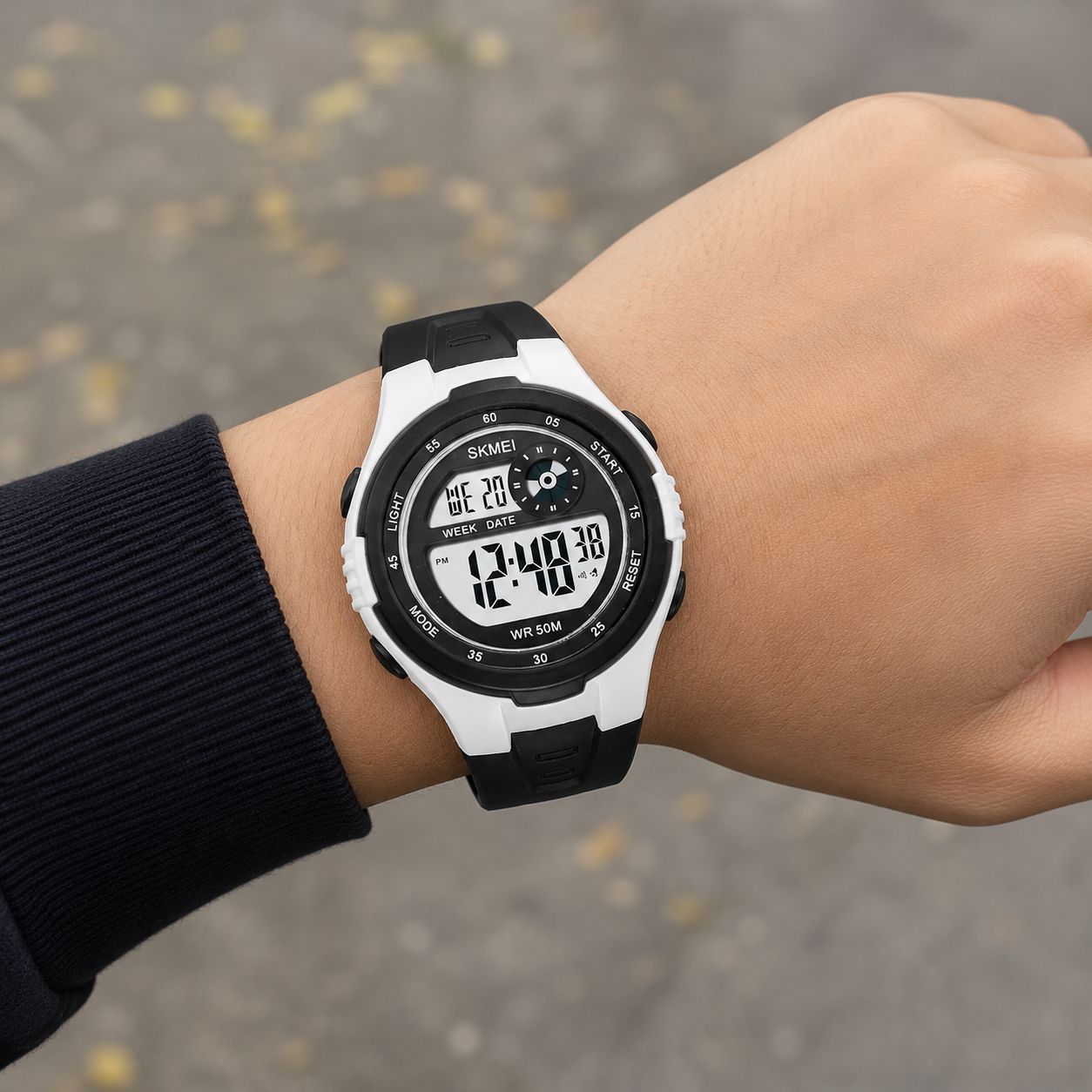 Digital Sports Wrist Watch with Alarm and Chronograph for kids
