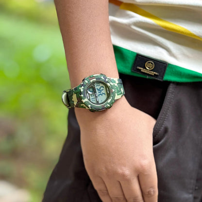 Digital Sports Wrist Watch with Alarm and Chronograph for kids