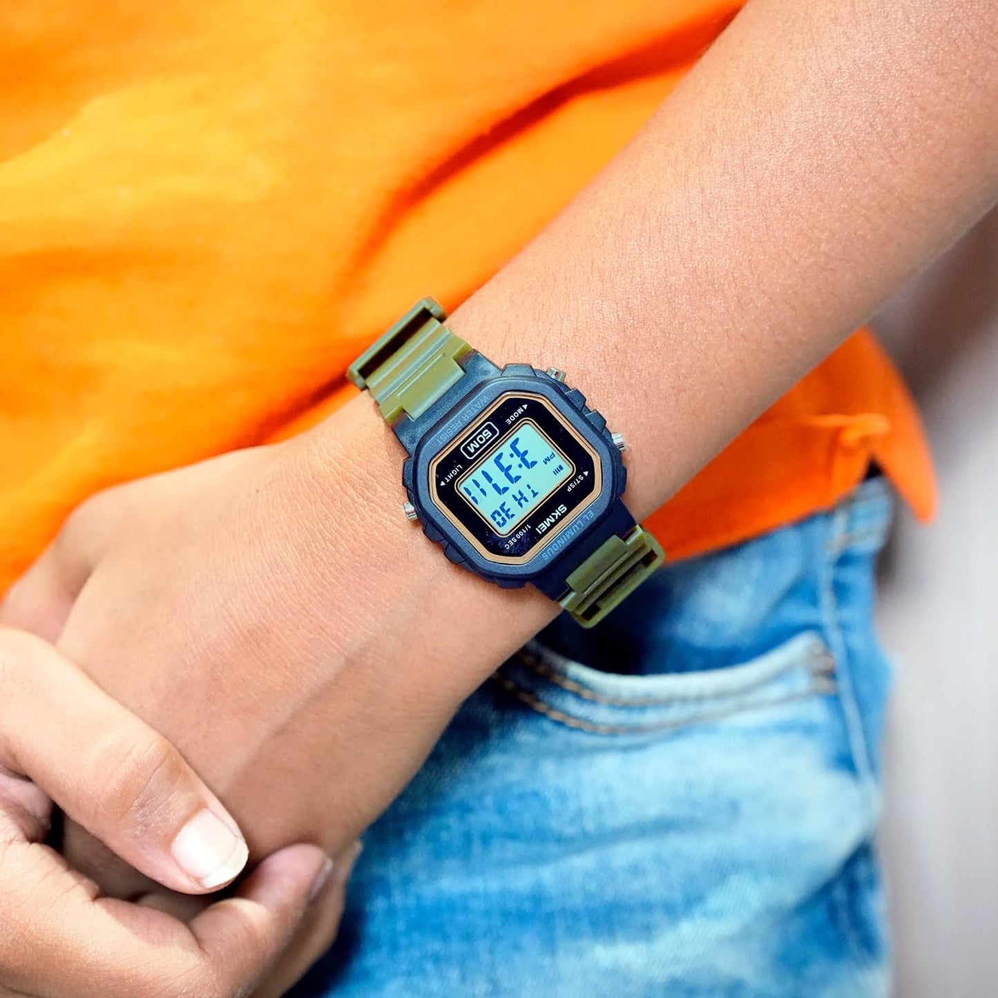 Classic Digital Watch for Men and Boys with Retro Style Display and Comfortable Strap