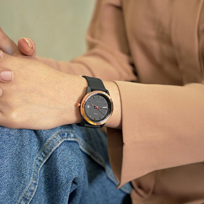 Elegant Analog Wrist Watch with Date Display for women