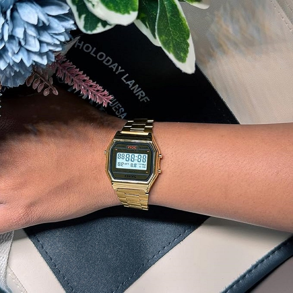 Vintage Digital Wrist Watch with Metal Strap For Women