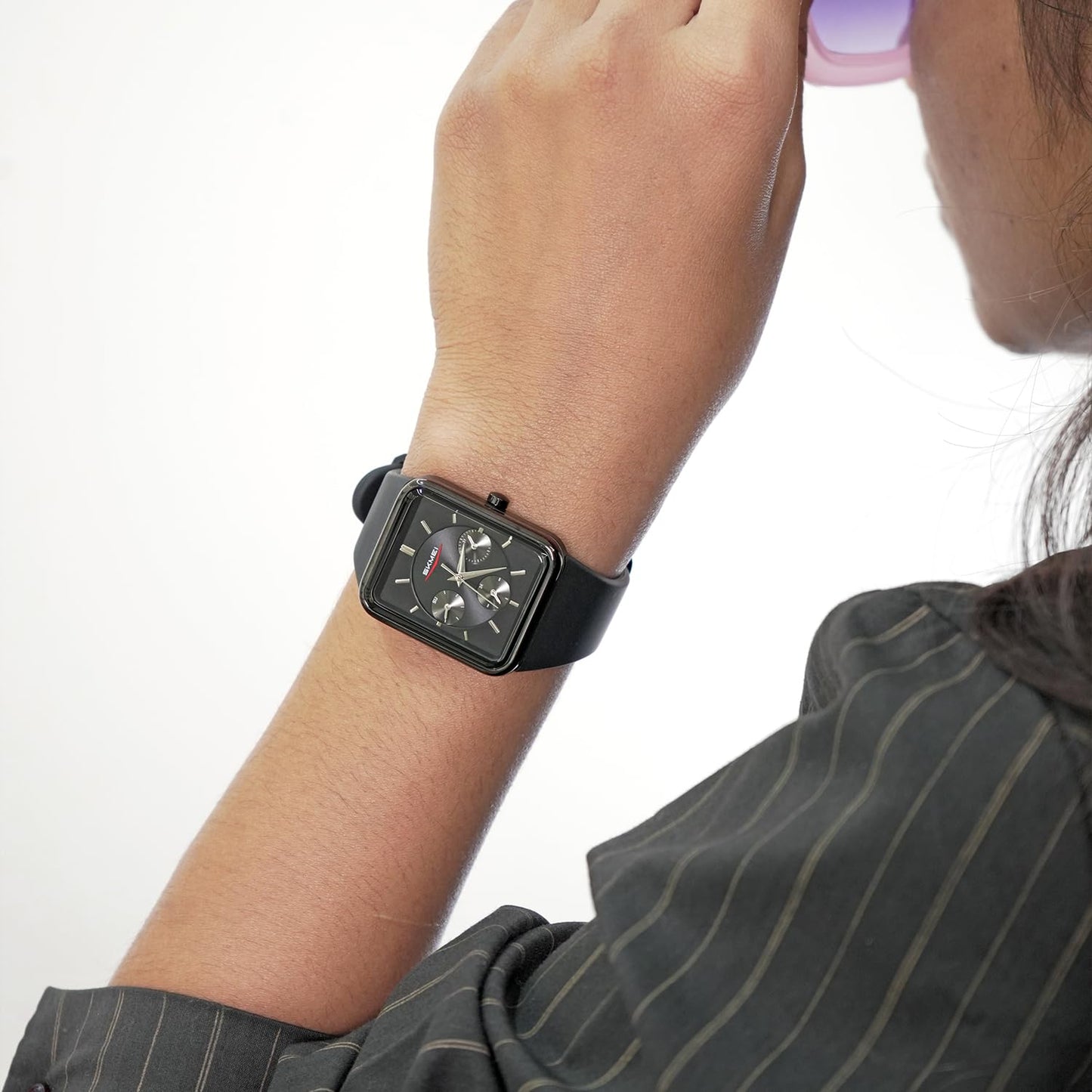 Minimalist Rectangular Analog Wrist Watch with Silicone Strap for Women