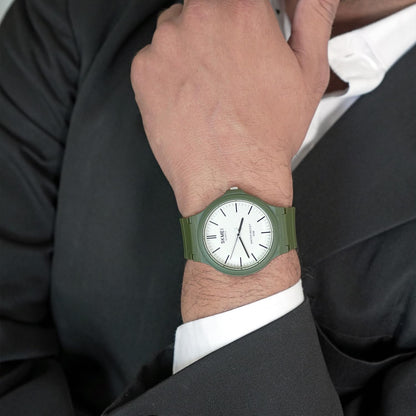 Classic Analog Wrist Watch for men