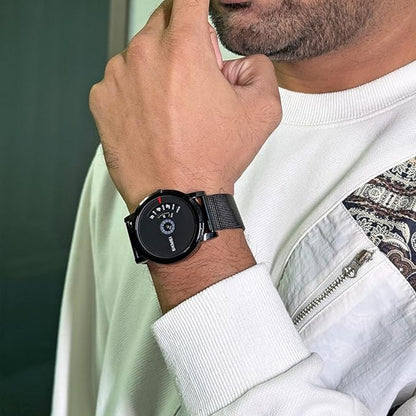 Minimalist Analog Wrist Watch with Mesh Strap and Modern Dial Design For Men