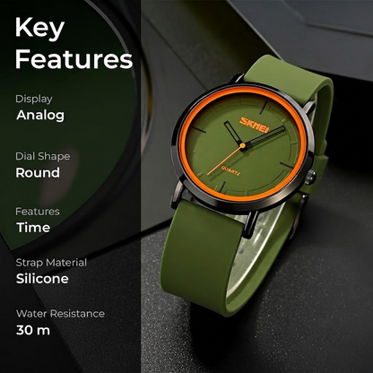 Minimalist Analog Quartz Wristwatch with Soft Silicone Strap and Contrast Dial