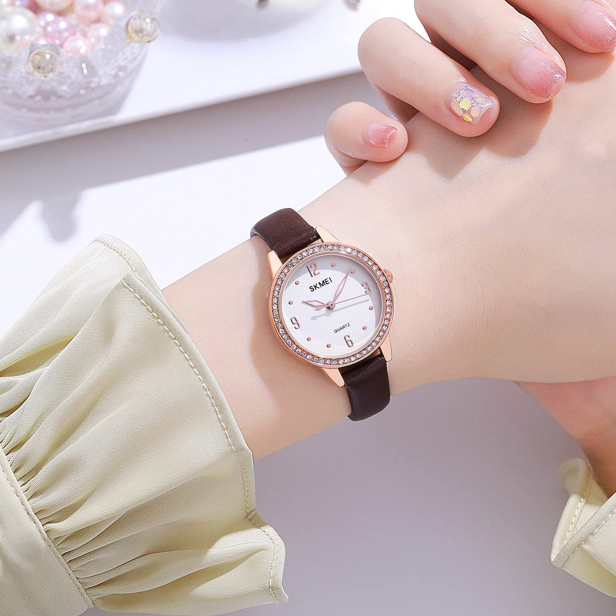 Analog Watch for Women with Brown Leather Strap and Round Dial for Casual & Formal Wear