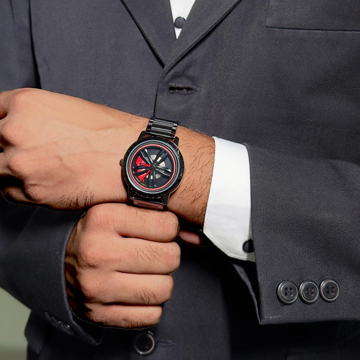 Rolling Watch for Men with Black Metal Strap and Round Dial for Casual & Formal Wear