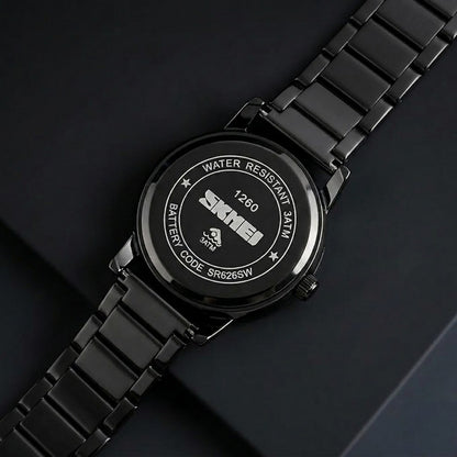 Minimalist Analog Wrist Watch with Mesh Strap and Modern Dial Design For Men