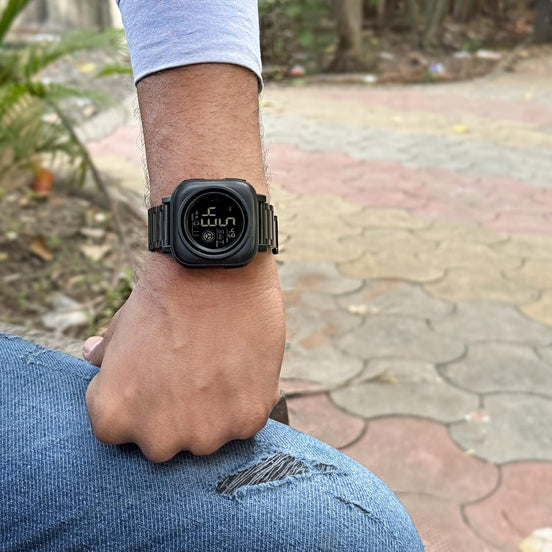 Digital Watch for Kids with Black Stainless Steel Strap and Round Dial for Casual & Formal Wear