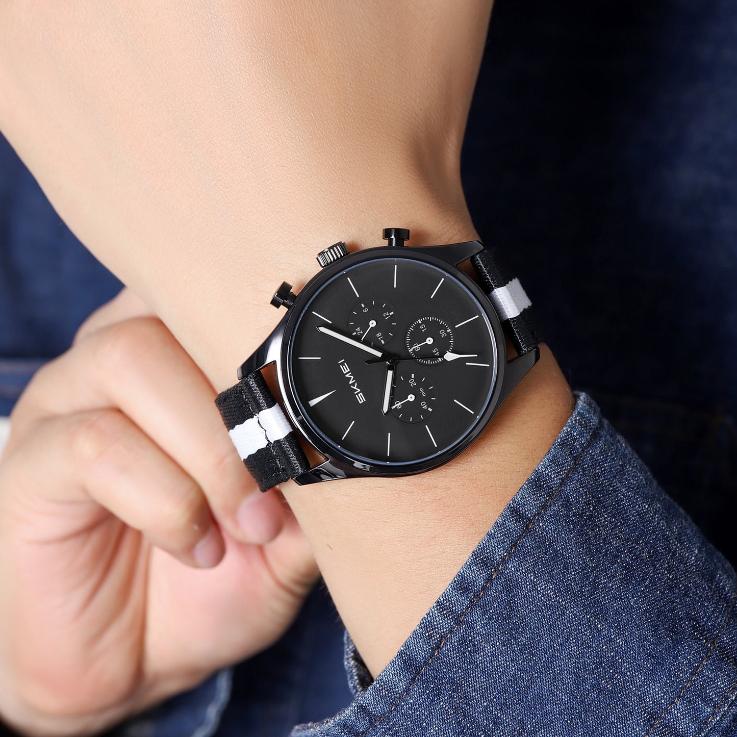 Skmei Quartz Analog Black Dial Zinc Alloy Case Nylon Strap Watch for Men - 2367