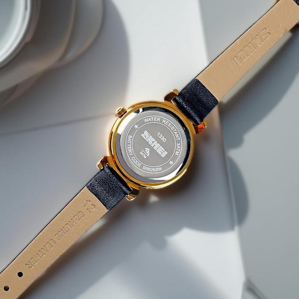 Elegant Analog Wrist Watch with Crystal Accents and Leather Strap For Women