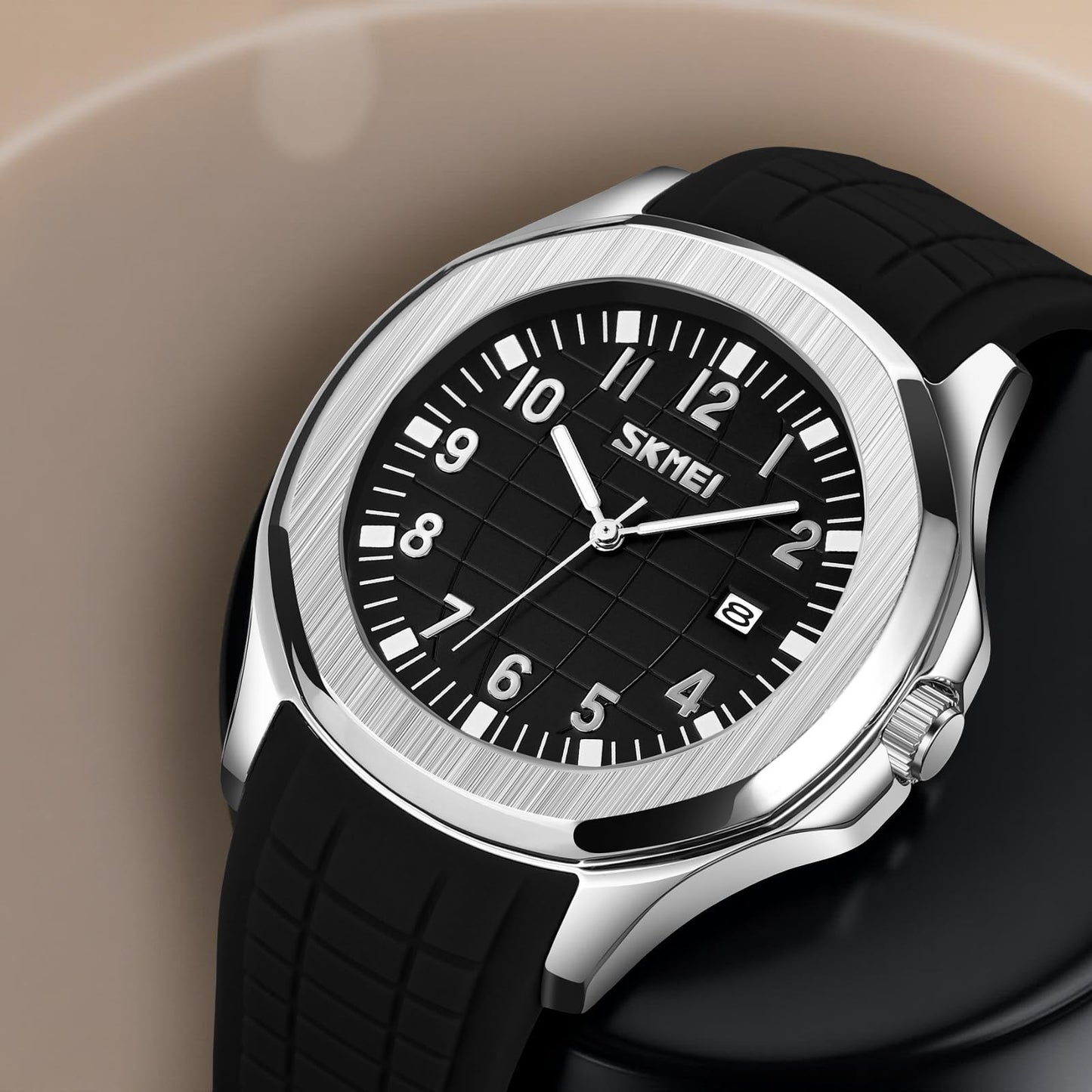 Classic Analog Wrist Watch with Date Display and Flexible Strap For Men