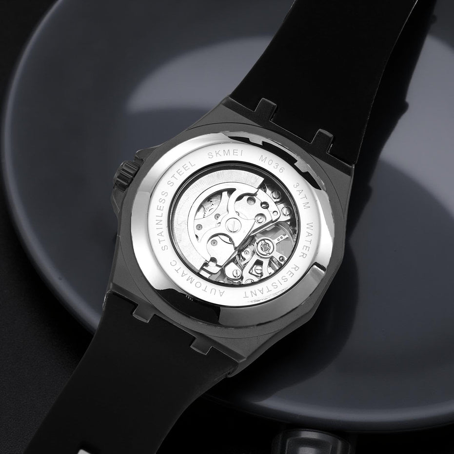 Wrist Watch for Men & Women with Classic Durable Strap and Round Dial for Casual & Formal Wear