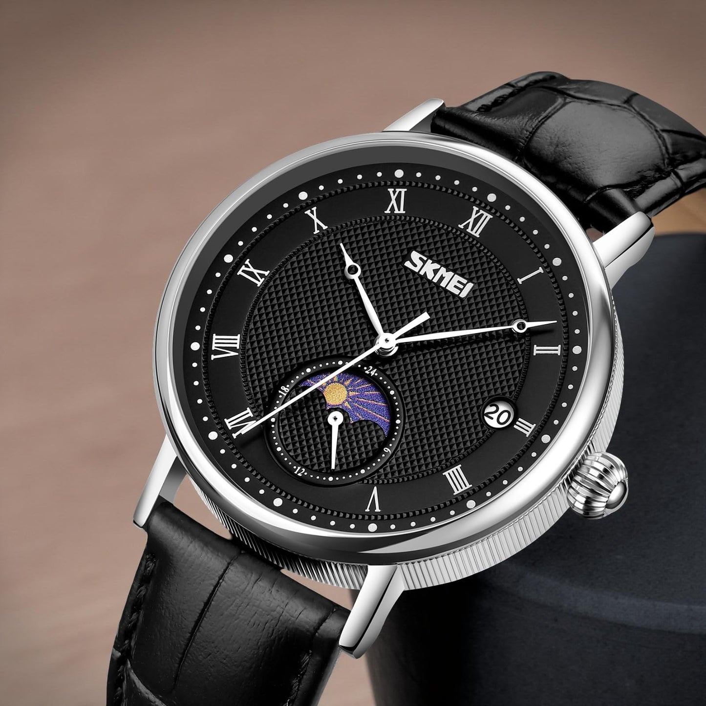 Classic Analog Wrist Watch for men