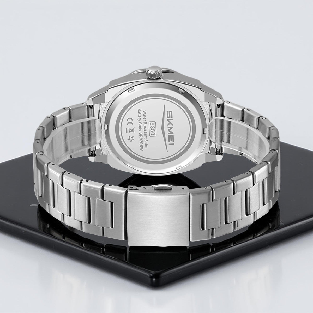 Wrist Watch for Men & Women with Classic Durable Strap and Round Dial for Casual & Formal Wear