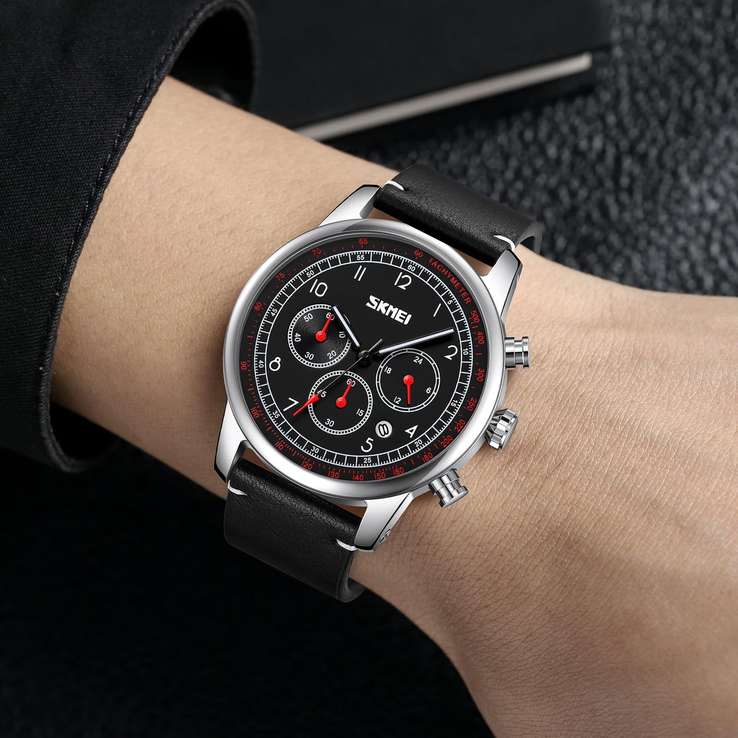 Classic Analog Leather Strap Watch for men
